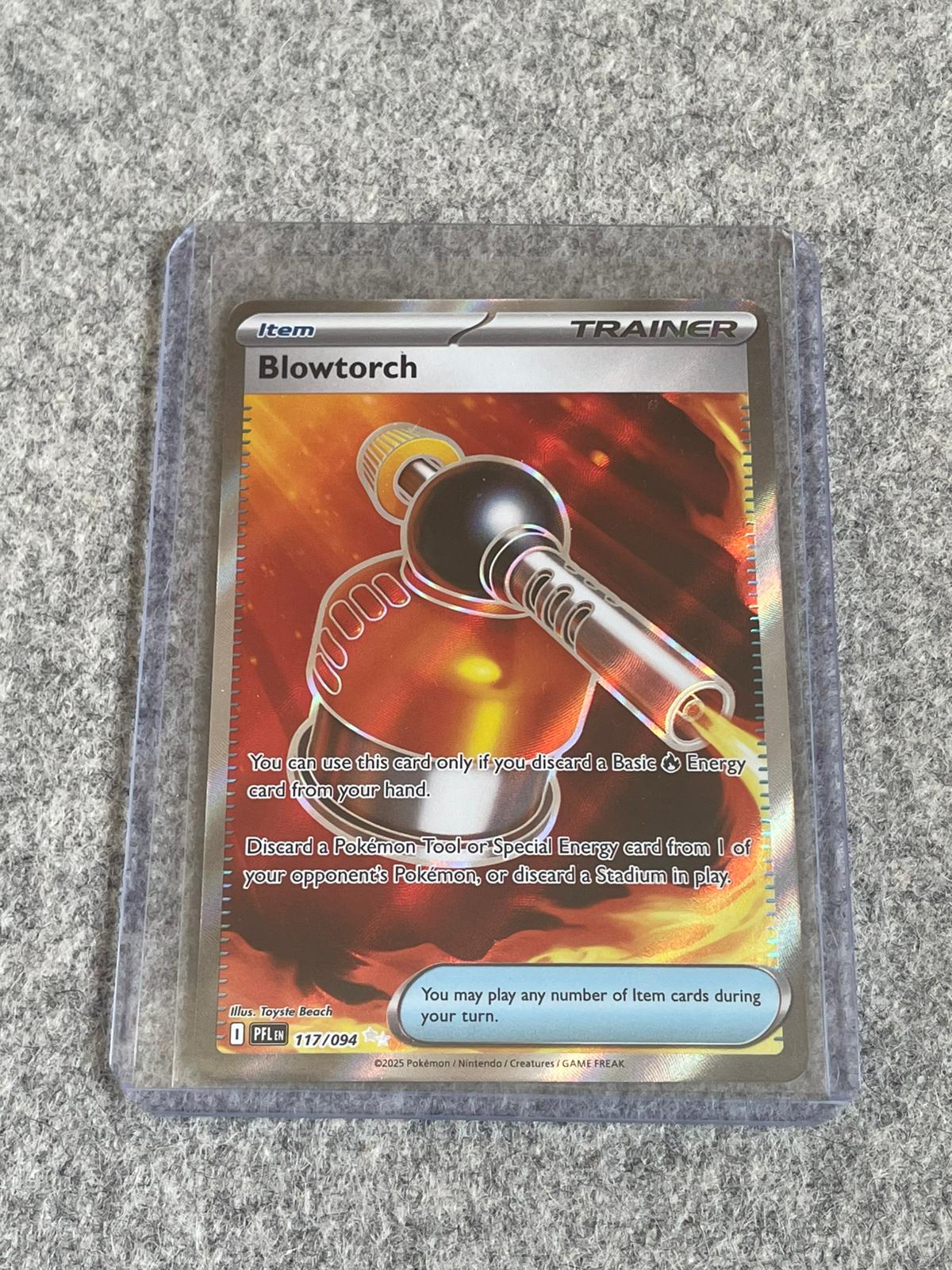Blowtorch Phantasmal Flames 117/094 Pokemon TCG